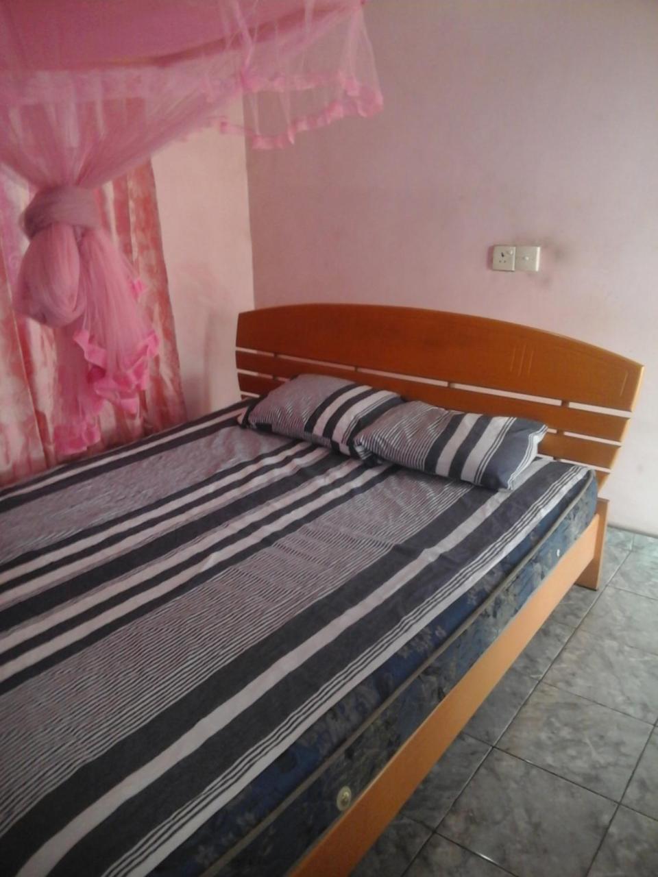 Colombo 20 Minutes By Train Apartment Wattala Exterior photo